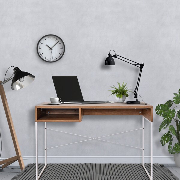 Milo Desk