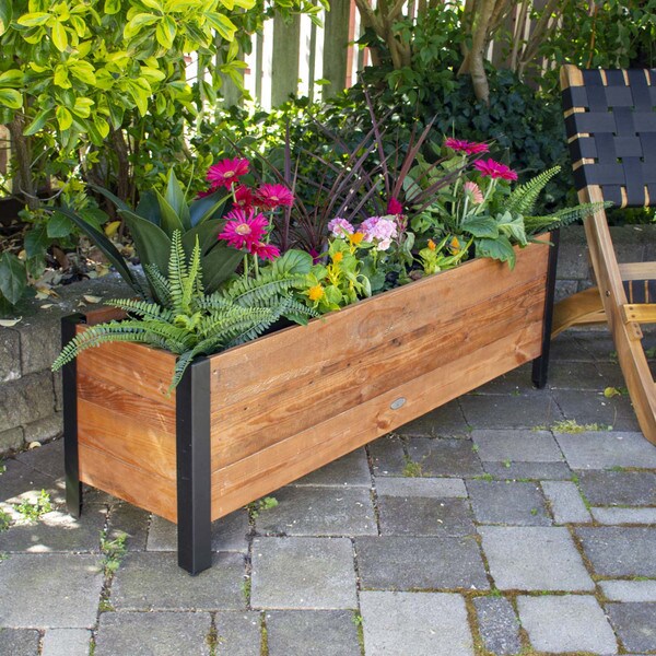 Recycled wood planter