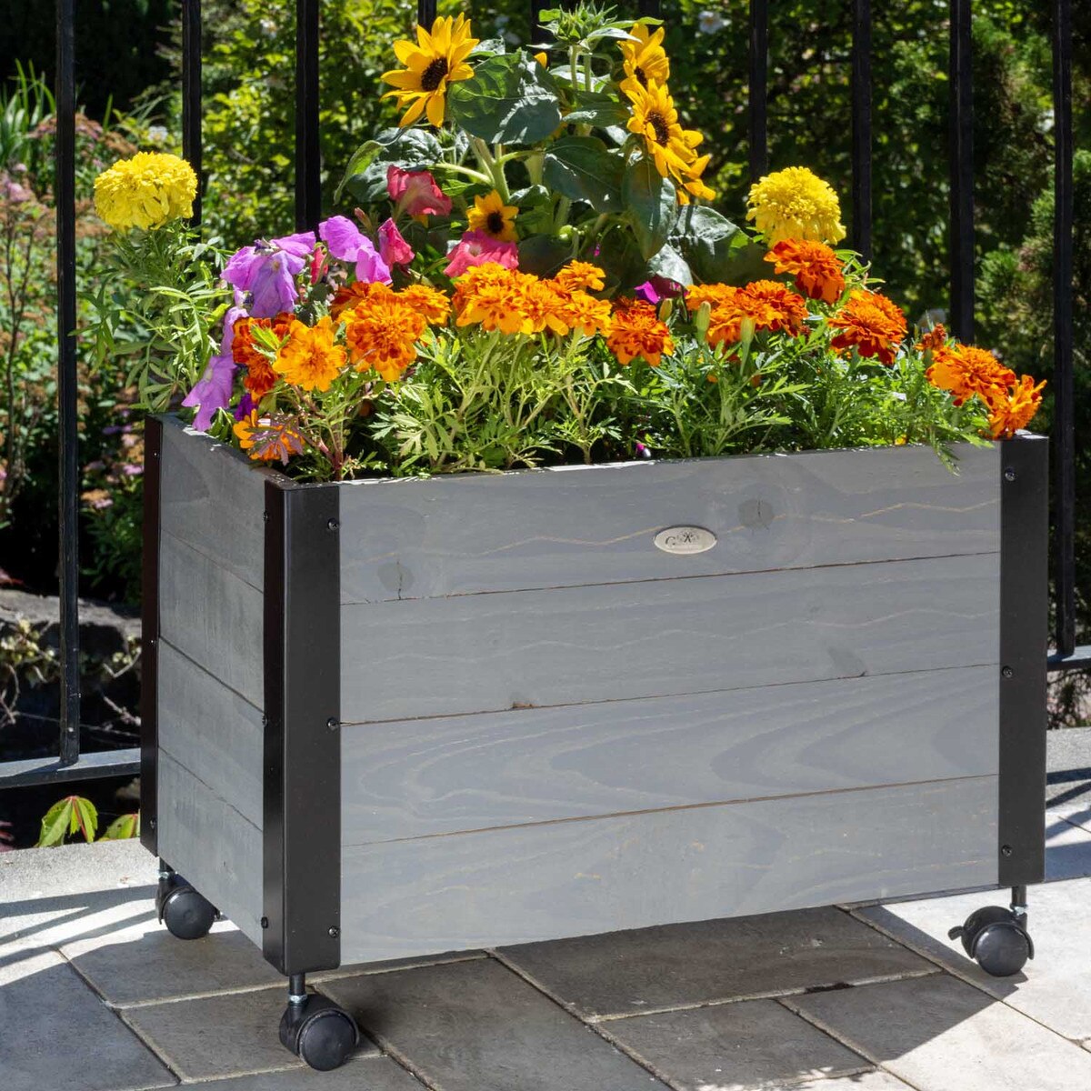 wood planter with wheels