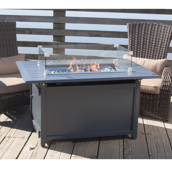 Rectangular fire pit windguard